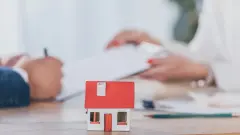 Пенсионерка из Кызылорды несколько лет жила в доме, не подозревая, что давно продала его