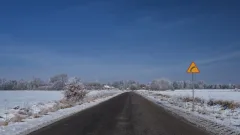 Водителей 14 областей Казахстана предупредили о непогоде на трассах