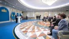 Токаев наградил орденами работников культуры