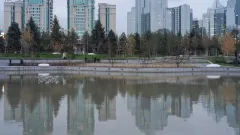 Сквер на месте резиденции президента открыли в Алматы