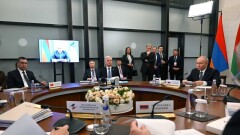 Токаев принял участие в заседании Высшего Евразийского экономического совета в узком составе