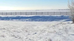 Переносную конструкцию для защиты дороги от снежных заносов тестируют на севере Казахстана