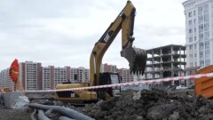 "Ужаснейший запах": последствия прорыва канализационных труб устраняют в Астане