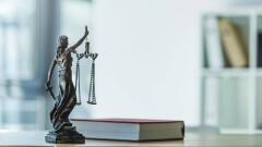 Бывшую чиновницу от образования осудили в Астане за превышение полномочий и взяточничество