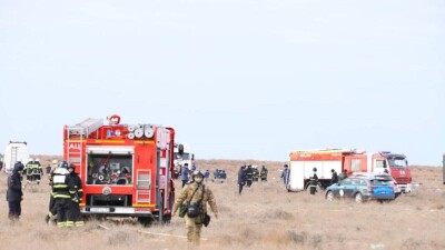 Крушение самолёта в Актау: видео происшествия глазами пожарных