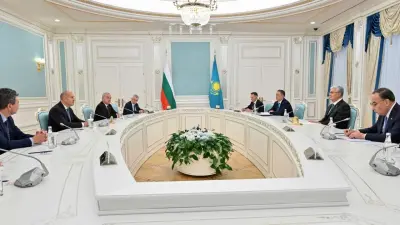 Президенты Казахстана и Болгарии провели переговоры в расширенном формате