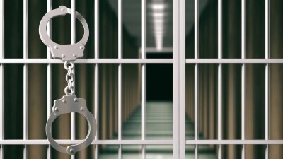 Покровительствовали бизнесменам: преступные группировки задержали в Шымкенте