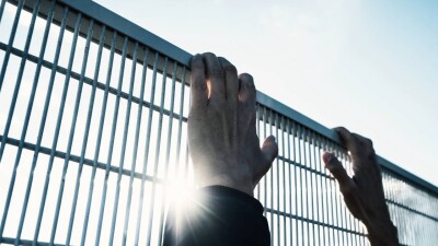 Подделывали справки и документы: каналы незаконной миграции ликвидировали в нескольких регионах Казахстана