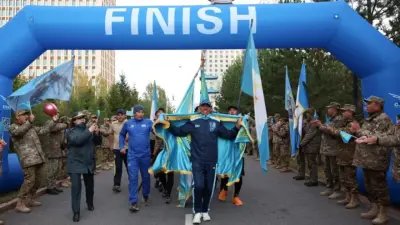 600 км за 5 дней: военный из Астаны успешно пробежал марафон