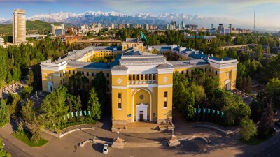 Почему хотят запретить проведение митингов в сквере имени Уалиханова, ответили в акимате Алматы