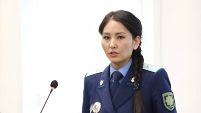 Больно смотреть, когда молодые люди переступают черту дозволенного – прокурор по делу Бишимбаева о воспитании детей