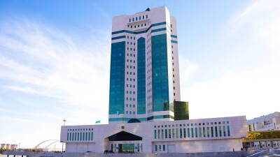 Олжас Бектенов встретился с гендиректором "Росатома"