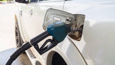 "Стоим в очереди по несколько часов". На дефицит автогаза пожаловались жители Шымкента