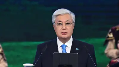 Президент наградил орденами казахстанских учёных