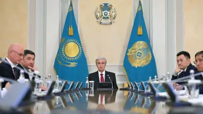 Токаев поручил пересмотреть тарифную политику аэропортовых услуг