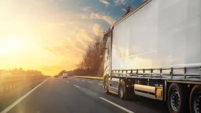 Казахстанские пограничники остановили грузовик с нелегалами