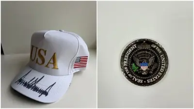 Трамп передал Токаеву подарки