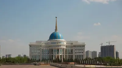 Телеграммы по случаю праздника Курбан-айт поступают Токаеву