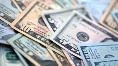 Курс доллара значительно снизился к тенге на бирже 26 декабря