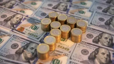 Сколько стоят доллар и рубль в обменниках Казахстана 25 мая