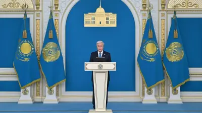 Токаев присудил государственные премии имени аль-Фараби и Байтурсынова