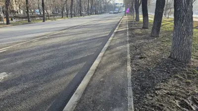 На нескольких улицах Алматы проложат технические тротуары: для чего они нужны