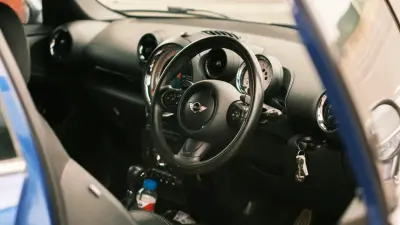 Праворульных машин на дорогах Казахстана уже давно не должно быть – автоэксперт