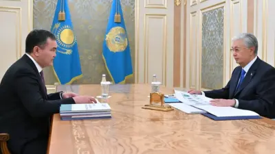 Новые школы и благоустройство дворов: о чём Токаеву доложил аким Астаны