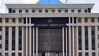 Токаев принял заместителей министра обороны