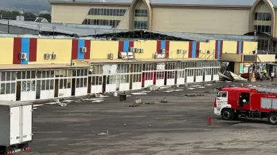 С парковок рынков Алматы убирают незаконные торговые точки