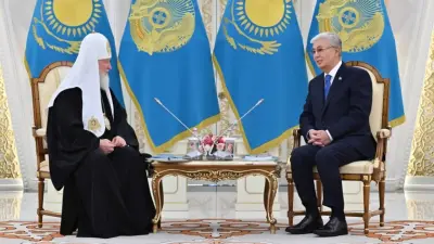 Токаев наградил орденом Патриарха Кирилла