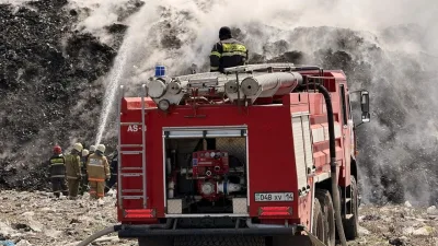 Обслуживающую компанию оштрафовали за пожар на полигоне в Павлодаре