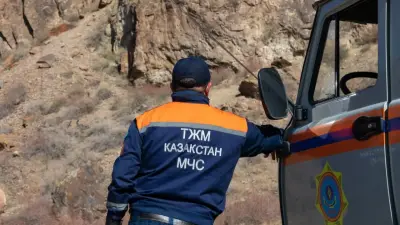 Спасатели спустили подростка с горы Кокшетау