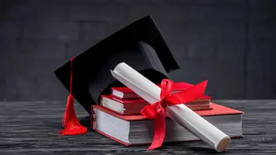 Пересмотреть стоимость государственных грантов, выделяемых зарубежным университетам, поручил Токаев