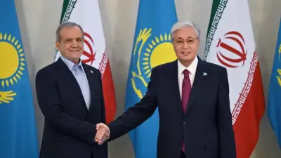 Президенты Казахстана и Ирана провели встречу в узком составе