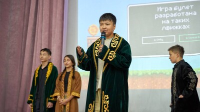 "Вырасту, стану президентом". Школьники Казахстана прошли обучение лидерским навыкам