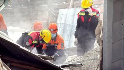 В Алматы человек погиб при взрыве газа в частном доме