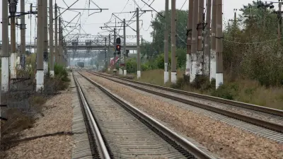 Сразу в шести регионах Казахстана за день произошли столкновения поездов со скотом