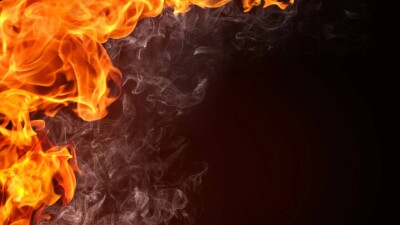 Сгорел дом семьи погибшего Шерзата: канистру и резиновые перчатки нашли на месте пожара