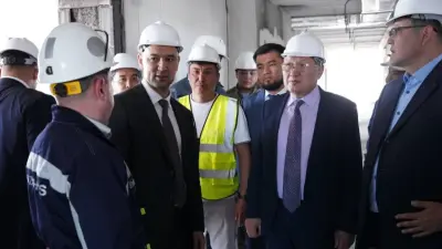 Глава Казахмыса проверил реализацию ключевых социальных проектов в Жезказгане