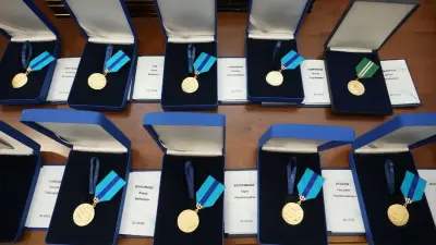 Участники эвакуации казахстанцев из стран Ближнего Востока получили награды