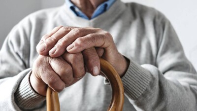 "Просят много лишнего". Казахстанцам до сих пор нужно бегать по судам и архивам, чтобы оформить пенсию