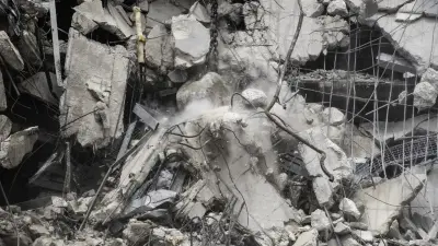 Израиль наносит удары по центру Тегерана, Иран отвечает ракетами по Хайфе