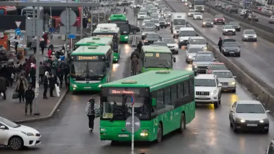 Автобусы без катализаторов загрязняют воздух Алматы: в АЭТ ответили на обвинения общественника