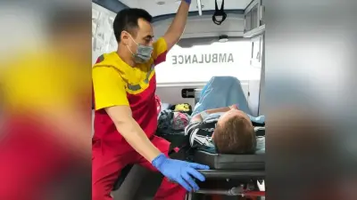 В сознании и контактен: как себя чувствует избитый врач костанайской больницы