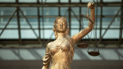Назвал судью коррупционером: участник процесса в Конаеве получил пять суток ареста