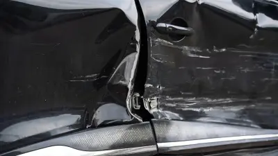 Водитель легковушки погиб после столкновения с прицепом близ Павлодара