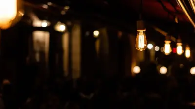 Жители ЖК в Алматы, которым грозят отключить свет, шокированы наличием долгов