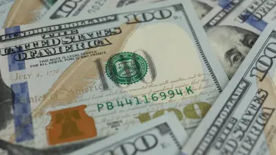 Как изменился курс доллара к тенге на бирже 2 июля