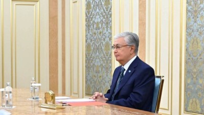 Токаев принял министра обороны Жаксылыкова